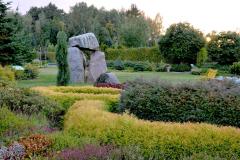 dolmen-anastazji-ogrody-hortulus-spectabilis-koszalin