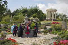 dzien-swira-hortulus-dobrzyca-przebieracy-darmowy-wstep-zabawa-ogrody-sierpien009xs