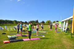streching-joga-cwiczenia-relaksacyjne-w-ogrodach-hortulus